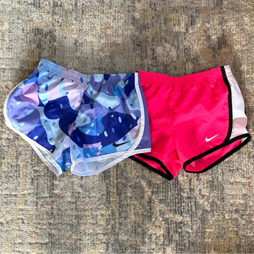 SET OF 2 Nike Girls Size 4-5 Dri-Fit Tempo Pink Purple Camo Running Shorts